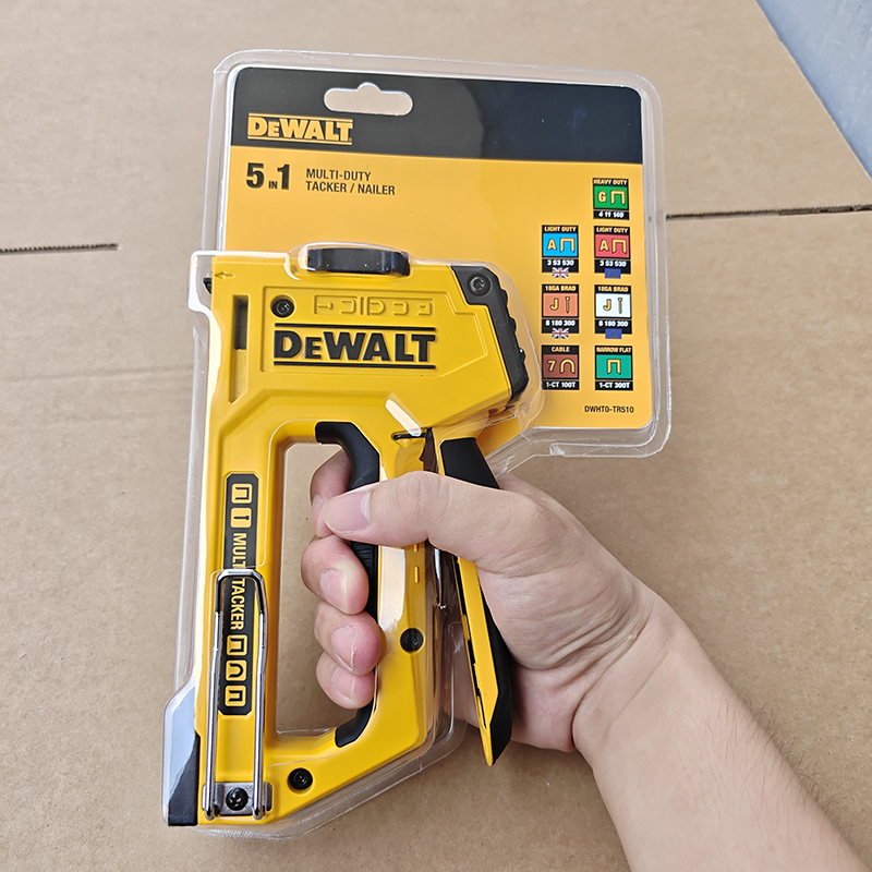 DeWALT DWHT0-TR510 5-in-1 Manu - Staple Gun Electric recension och pris